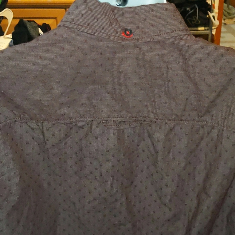 Thread & Cloth button down shirt - Picture 6 of 10